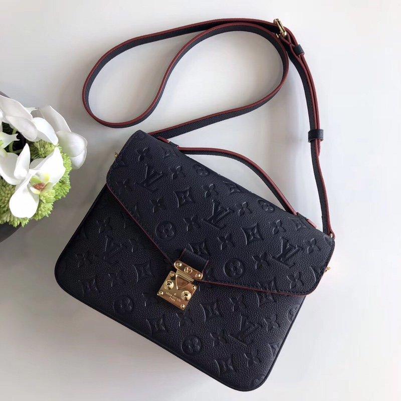 Louis Vuitton Pochette Metis
