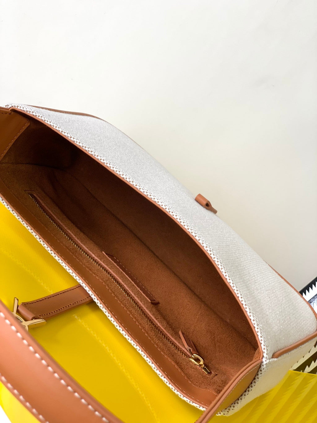 YSL Le 5 a 7 in Canvas and Leather Shoulder Bag - White