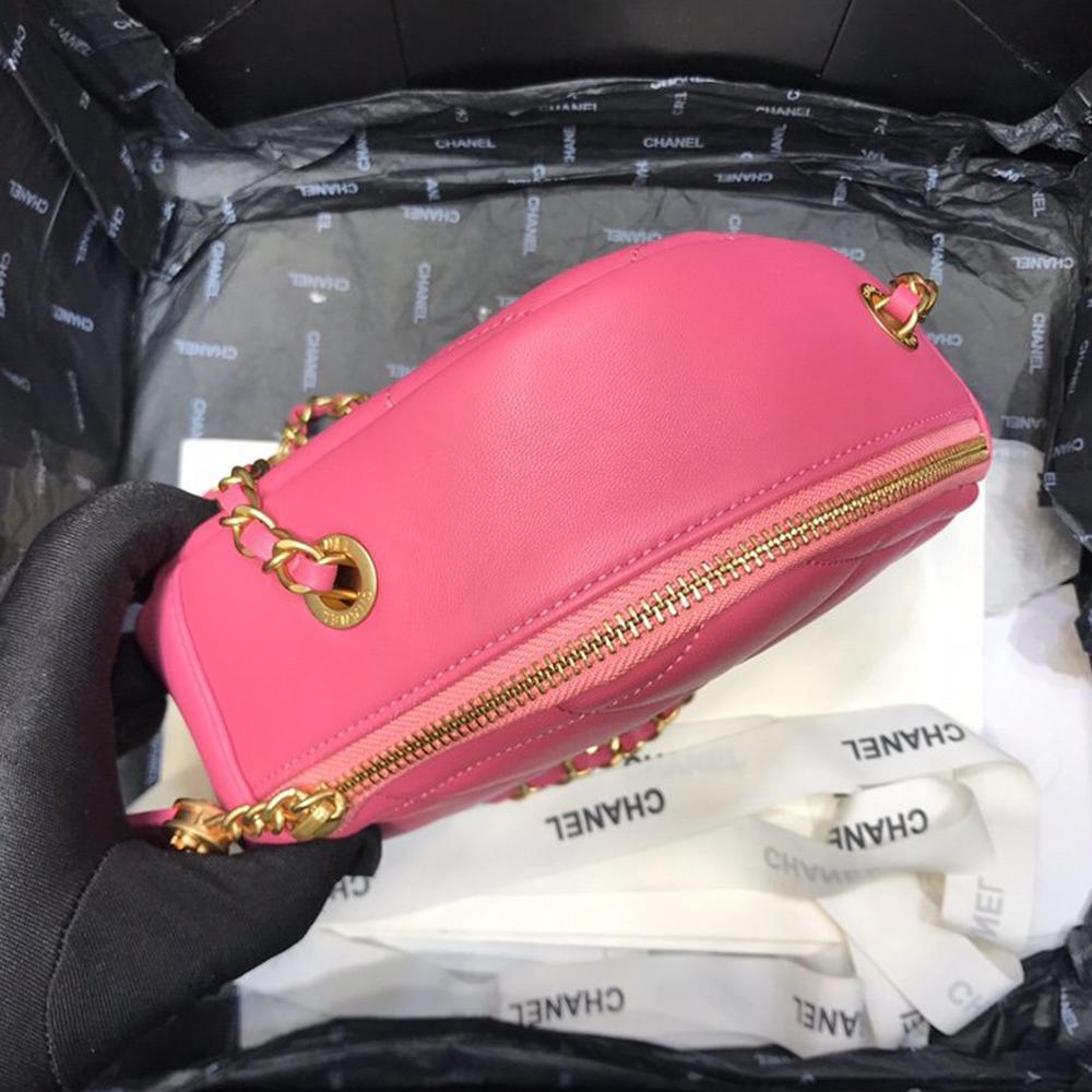 Chanel Lambskin Diamond Cut Pink Bag - Soft Pink