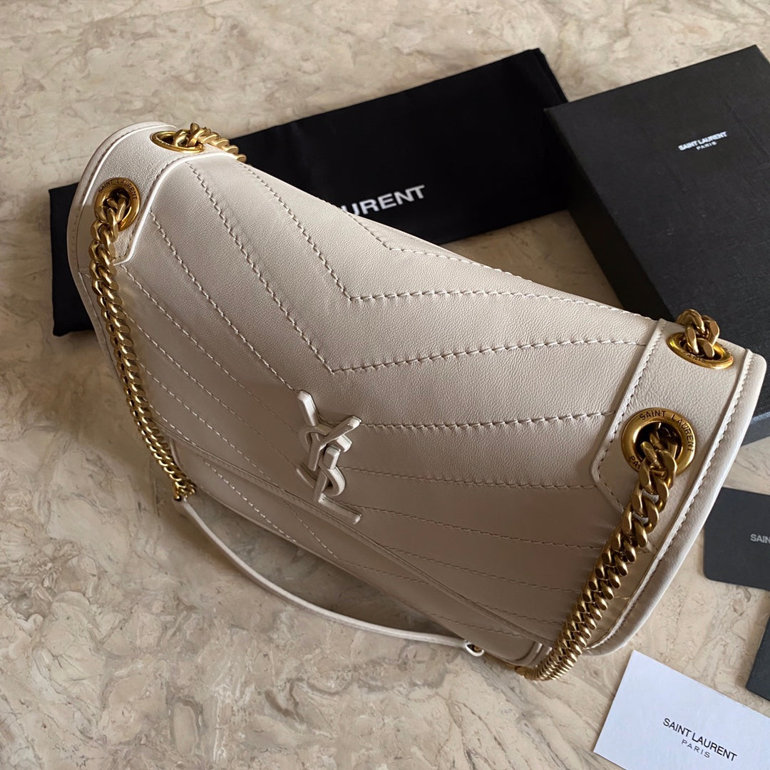 YSL Niki Medium Chain Bag in Lambskin Blanc Vintage - 28 x 20 x 8,5 cm - White
