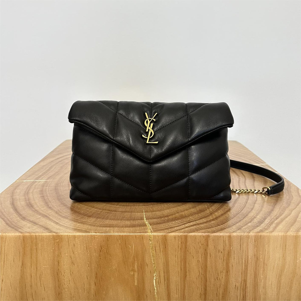 YSL | Loulou Puffer Toy Bag in Quilted Lambskin Gold Hardware Size 23x15.5x8.5 - Black