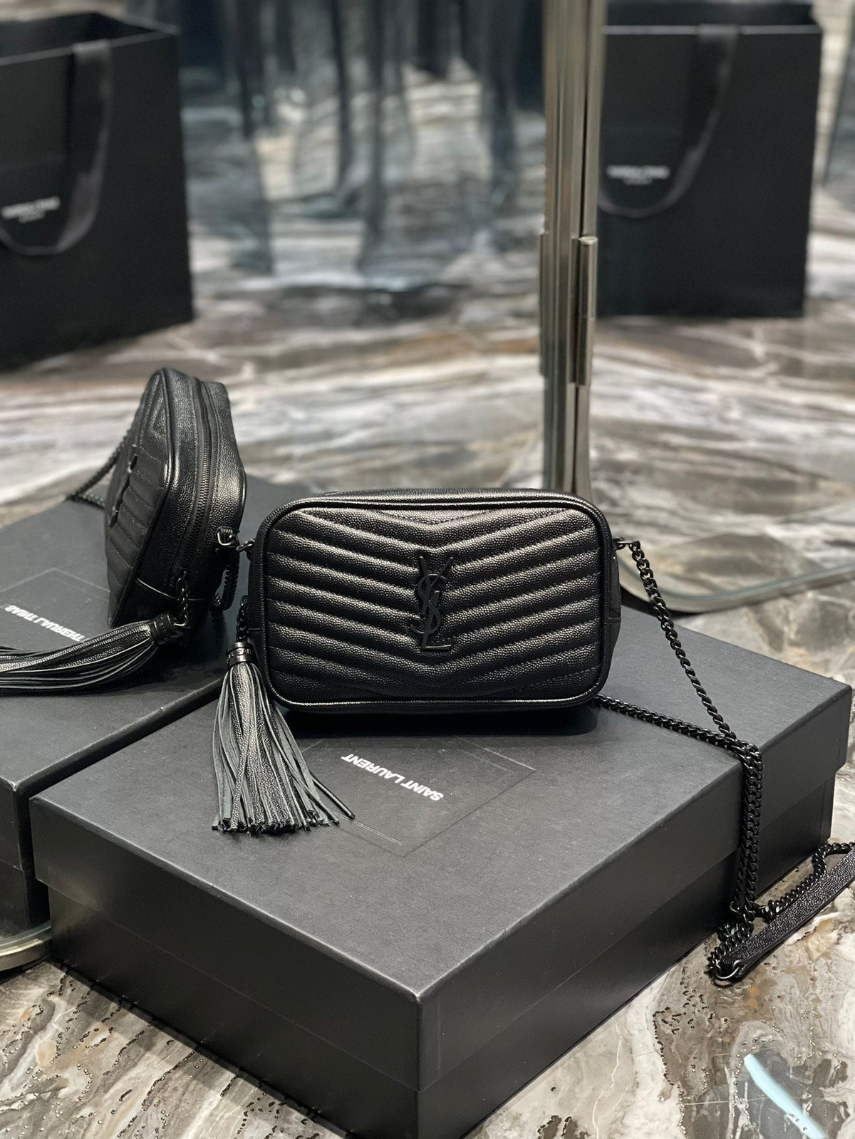 YSL Loulou Mini Camera Bag 18cm Black