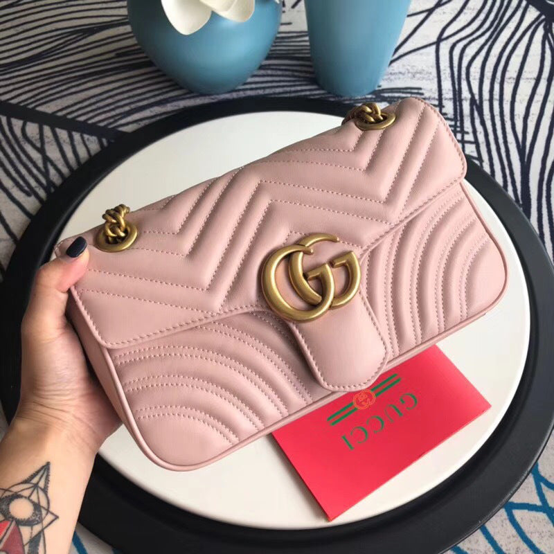 Gucci Marmont Matelass ̈¦ Shoulder Bag in Pink