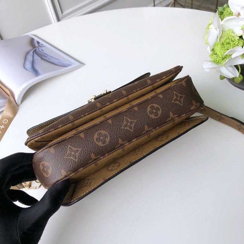 Louis Vuitton Pochette Métis