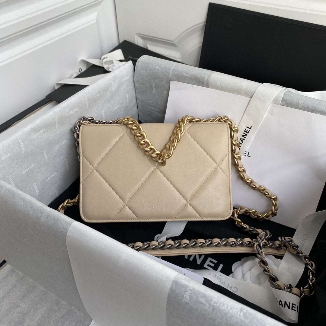 Chanel 19 Wallet On Chain WOC Beige