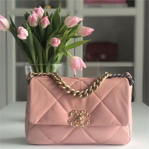 Chanel 19 Large Flap Bag - Pink