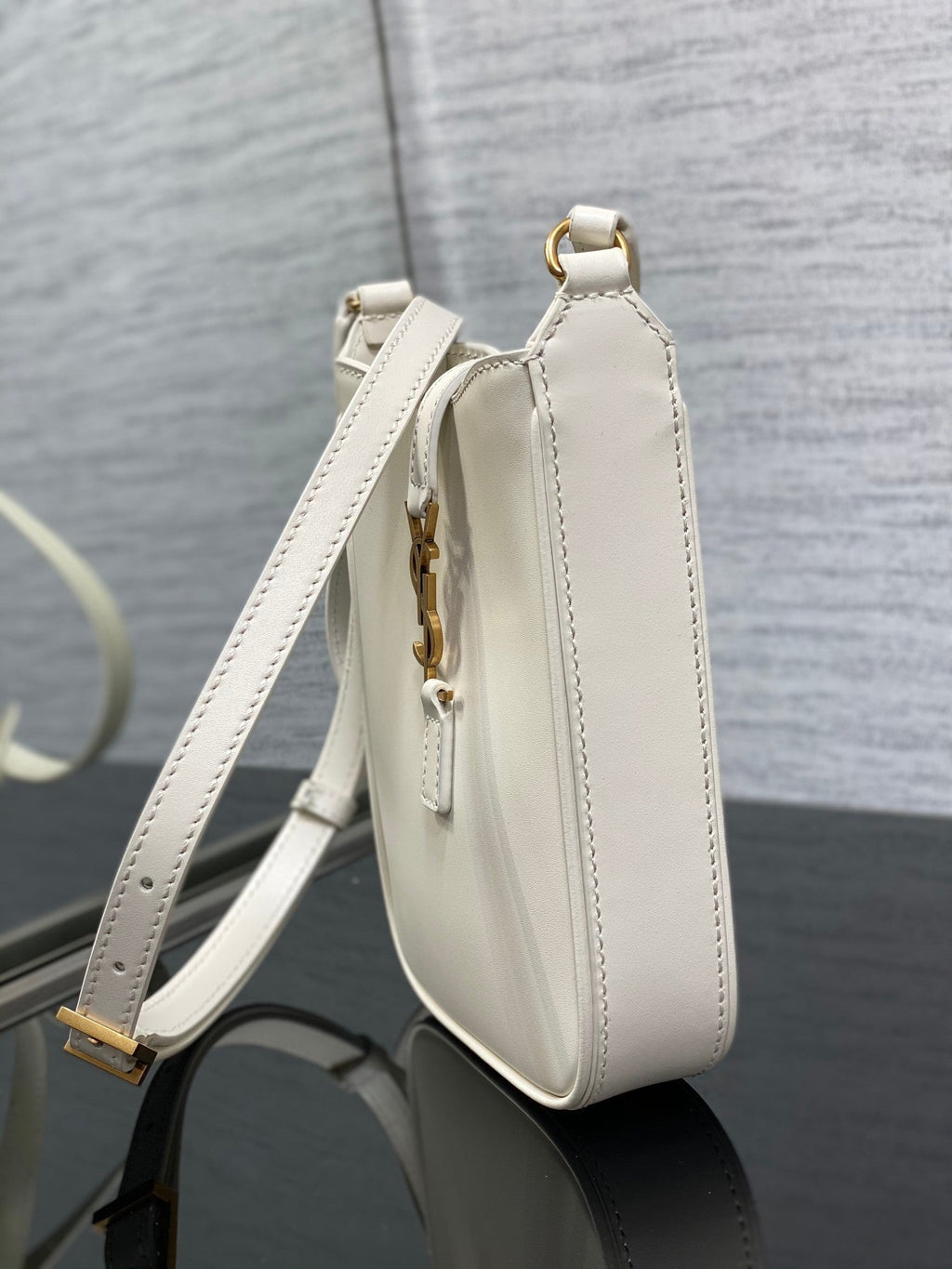 YSL Le 5 a 7 Mini White Bag