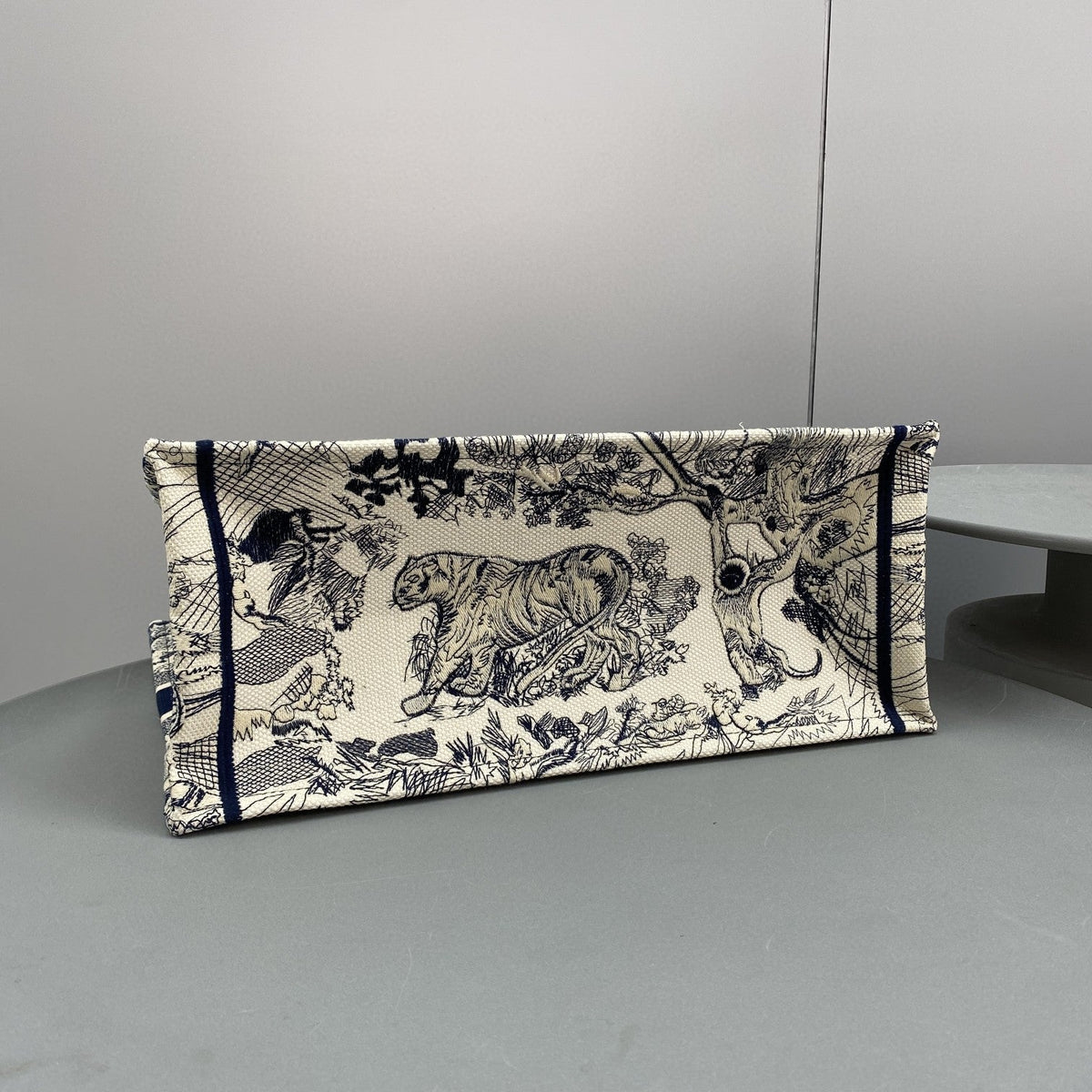 Dior Book Tote Large Blue Toile De Jouy Embroider