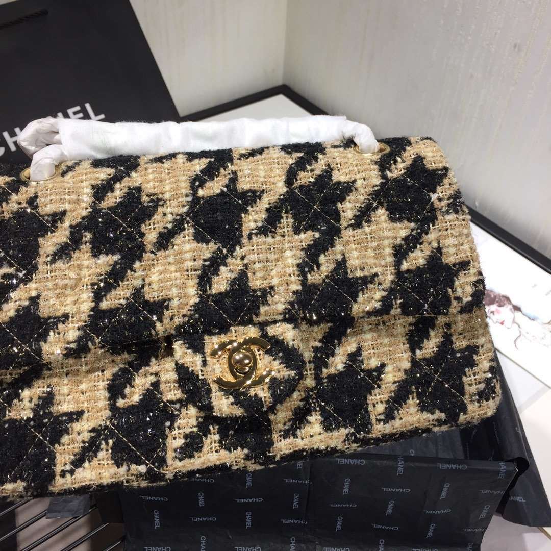 Chanel 19 Tweed Flap Bag Black and Beige