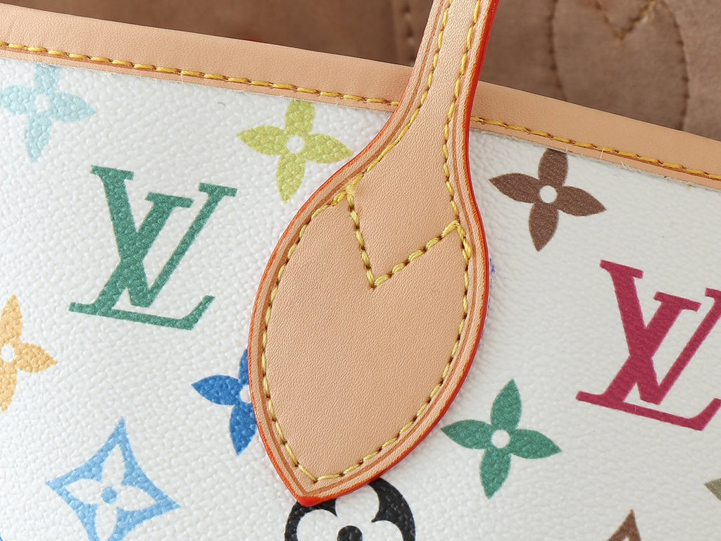 Louis Vuitton LV Neverfull Tote Bag