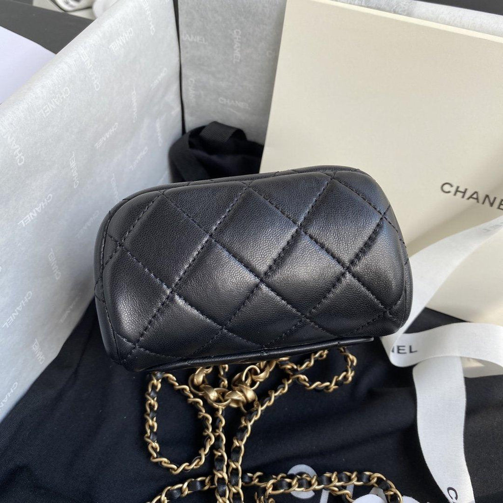 Chanel Small Kiss-Lock Bag - Black