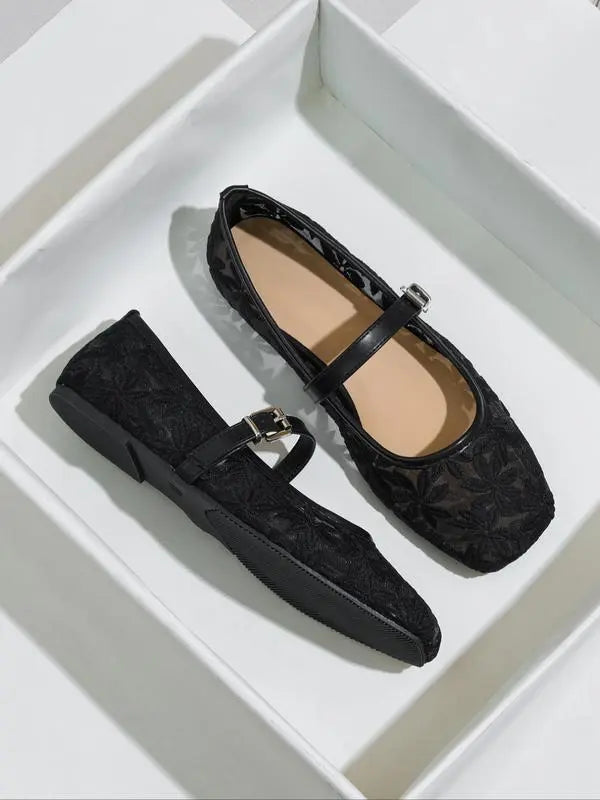 Dolce Lace Flats - Black