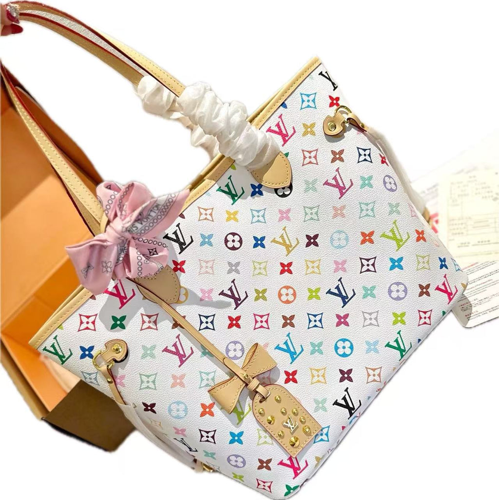 Louis Vuitton LV Neverfull Tote Bag