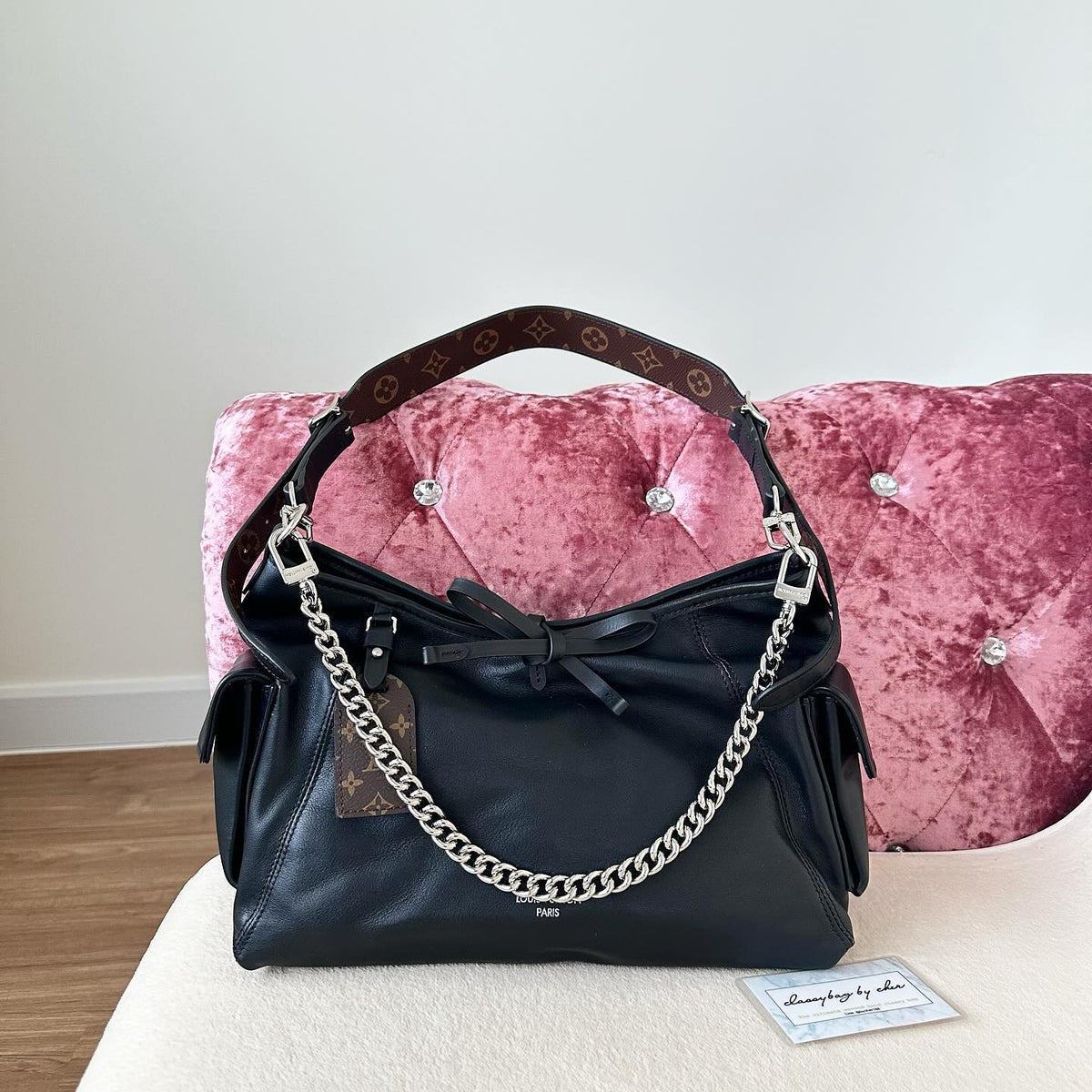 Louis Vuitton Carryall Cargo Handbag - Black