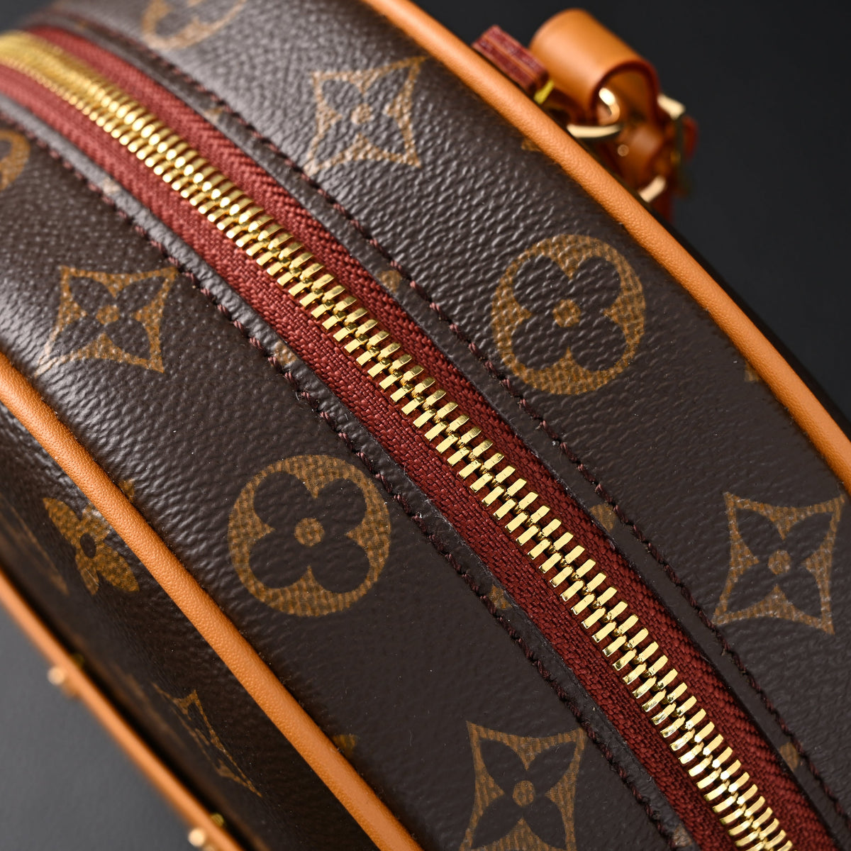 Louis Vuitton Boîte Chapeau Souple MM – Monogram Canvas Crossbody Bag