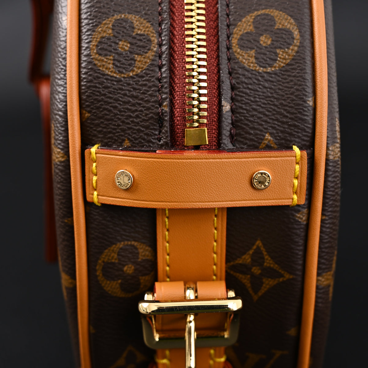 Louis Vuitton Boîte Chapeau Souple MM – Monogram Canvas Crossbody Bag
