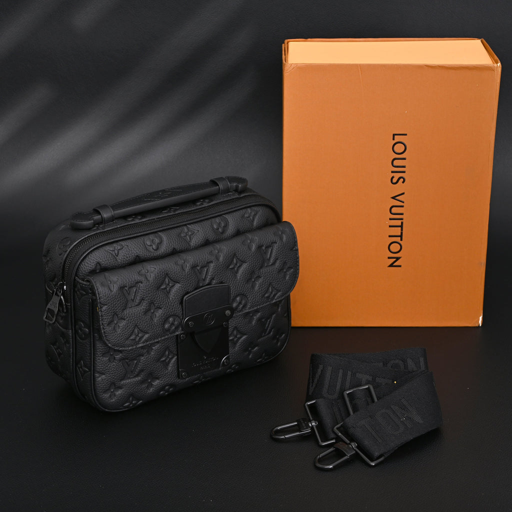 Louis Vuitton Capucines BB Top Handle Bag – Black Taurillon Leather - Classic Black