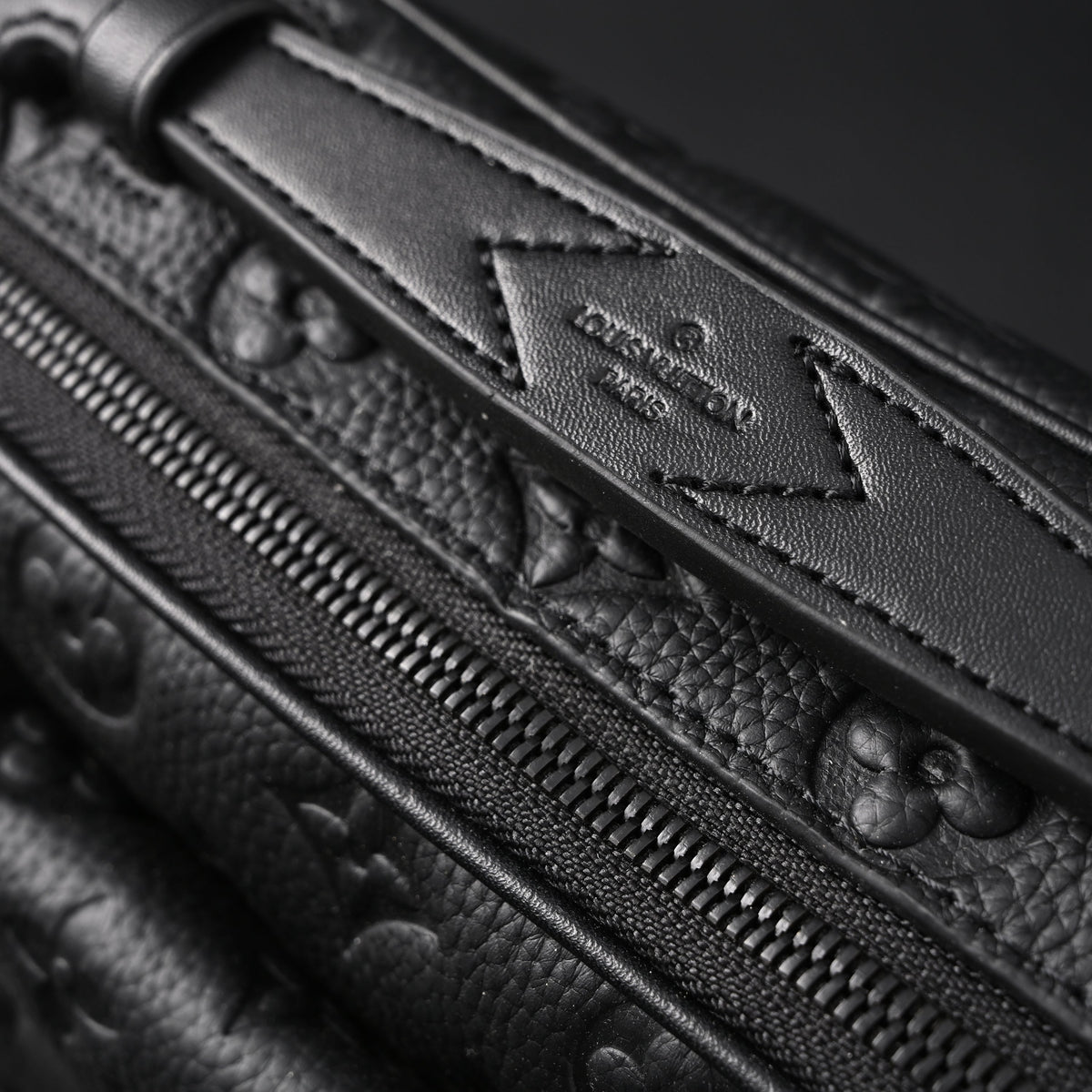 Louis Vuitton Capucines BB Top Handle Bag – Black Taurillon Leather - Classic Black
