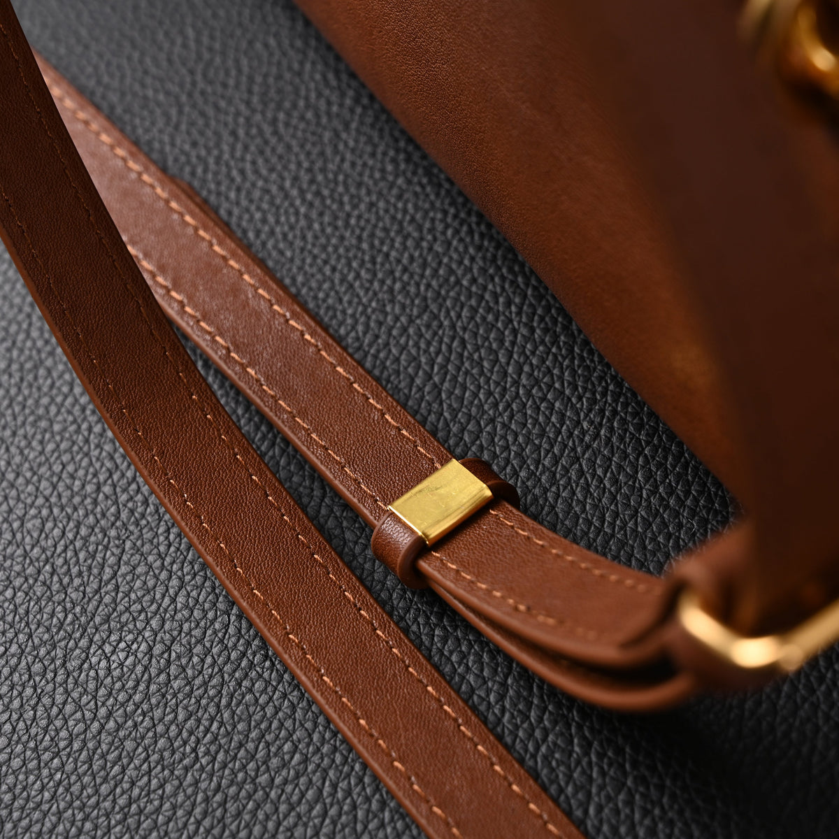 Gucci Horsebit 1955 Brown Leather Top Handle Bag - Classic Brown with Rich Texture
