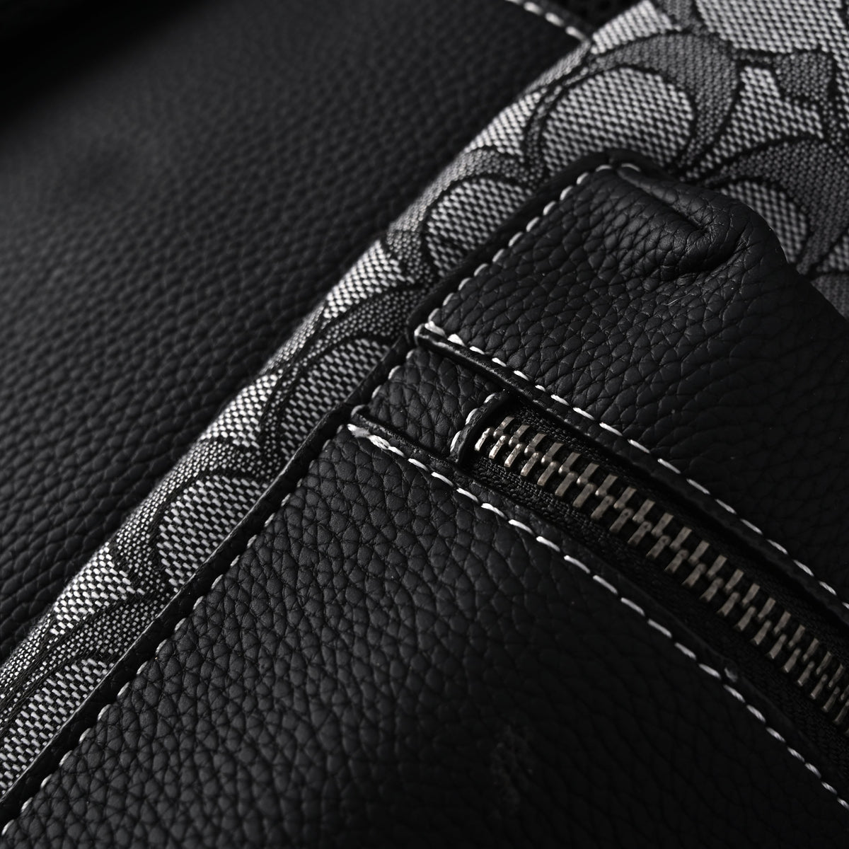 Coach Ch Sprint Backpack – Signature Canvas & Leather - Black / Grey Monogram