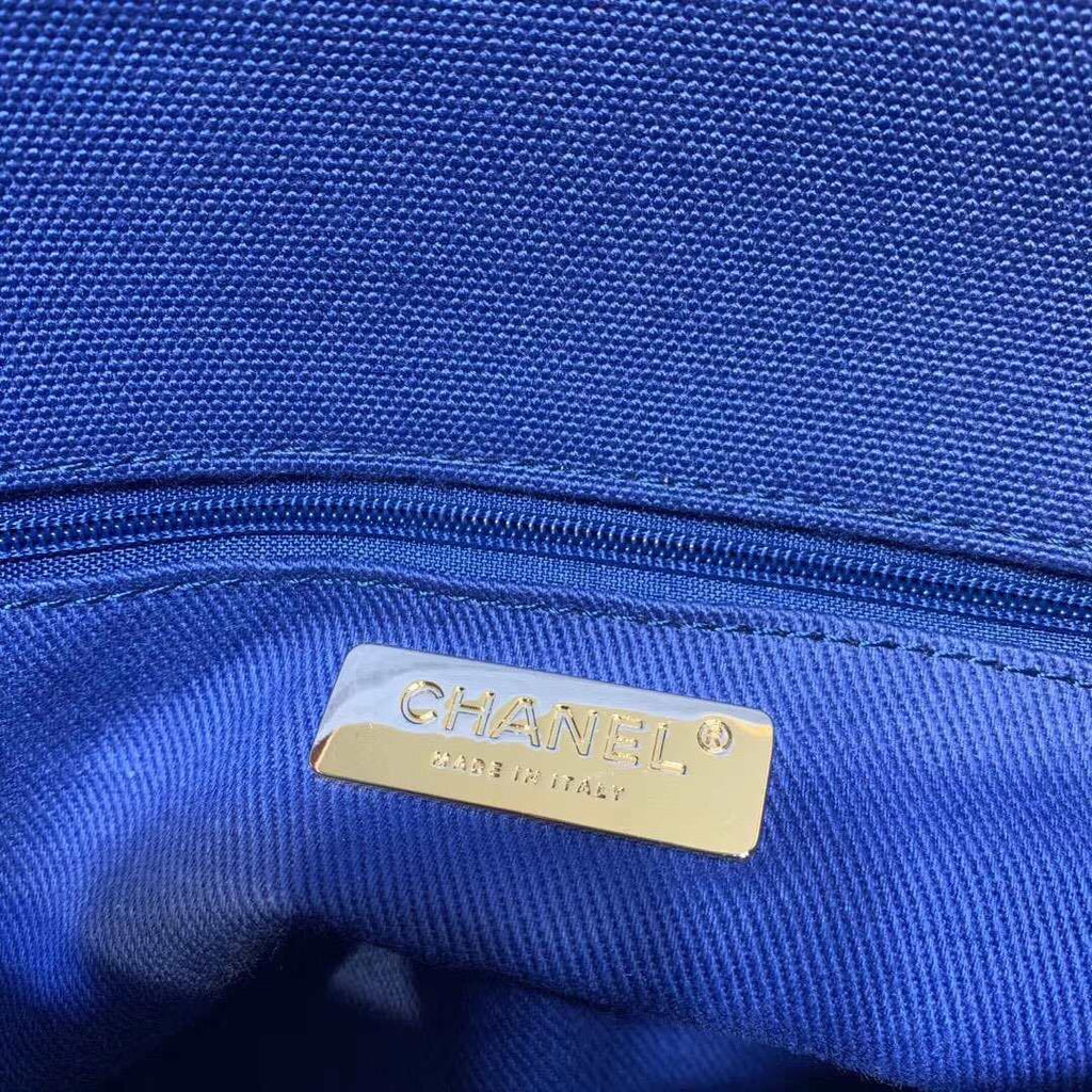 Chanel 19 Denim Medium Flap Bag - Blue