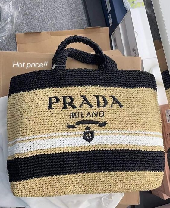 Prada Raffia Bag - Brown
