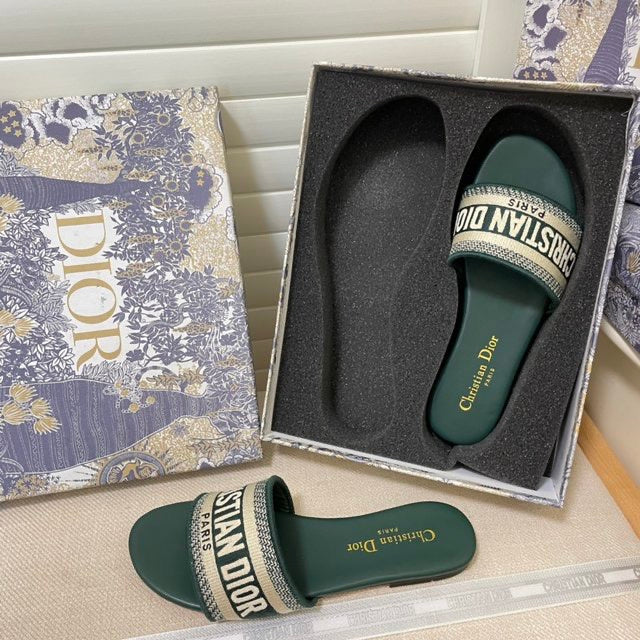 MDS3 Women's Slippers