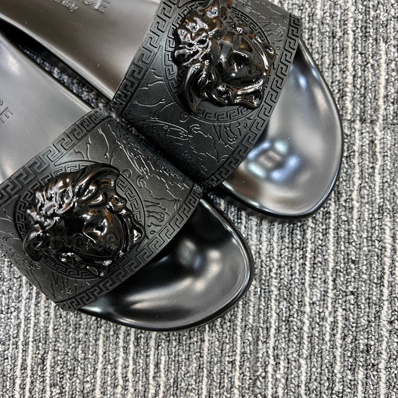 YVS7 Unisex Leather Slippers