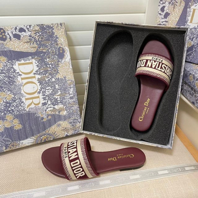 MDS3 Women's Slippers