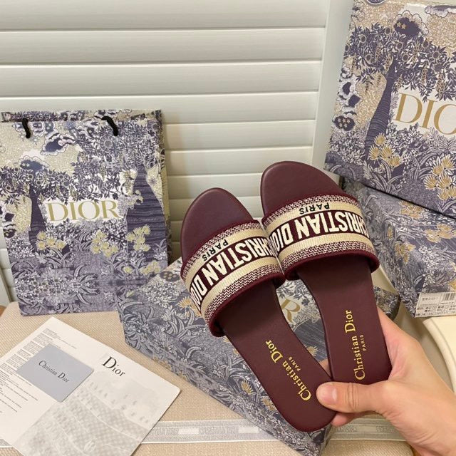 MDS3 Women's Slippers