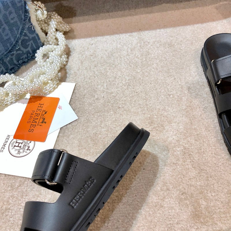 MJHS1 Unisex Leather Slippers