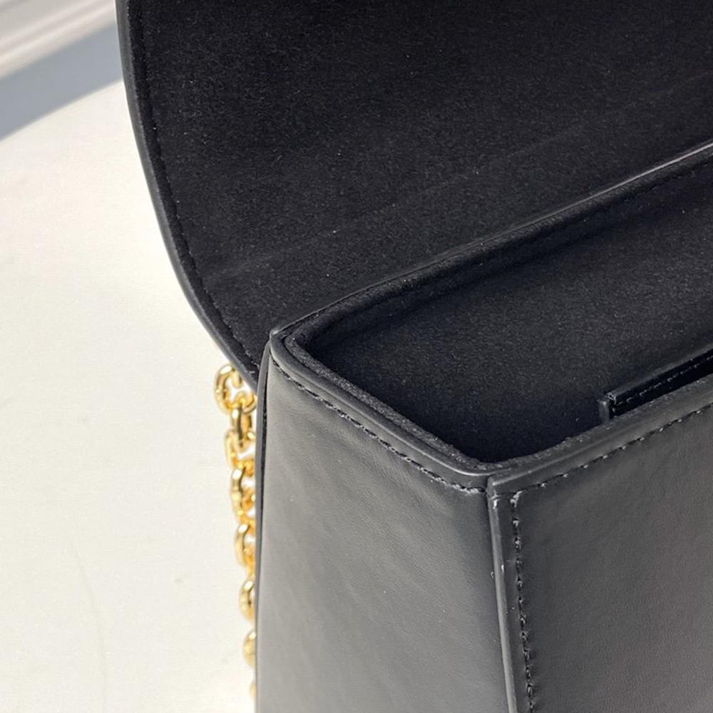 Louis Vuitton Twist MM Handbag