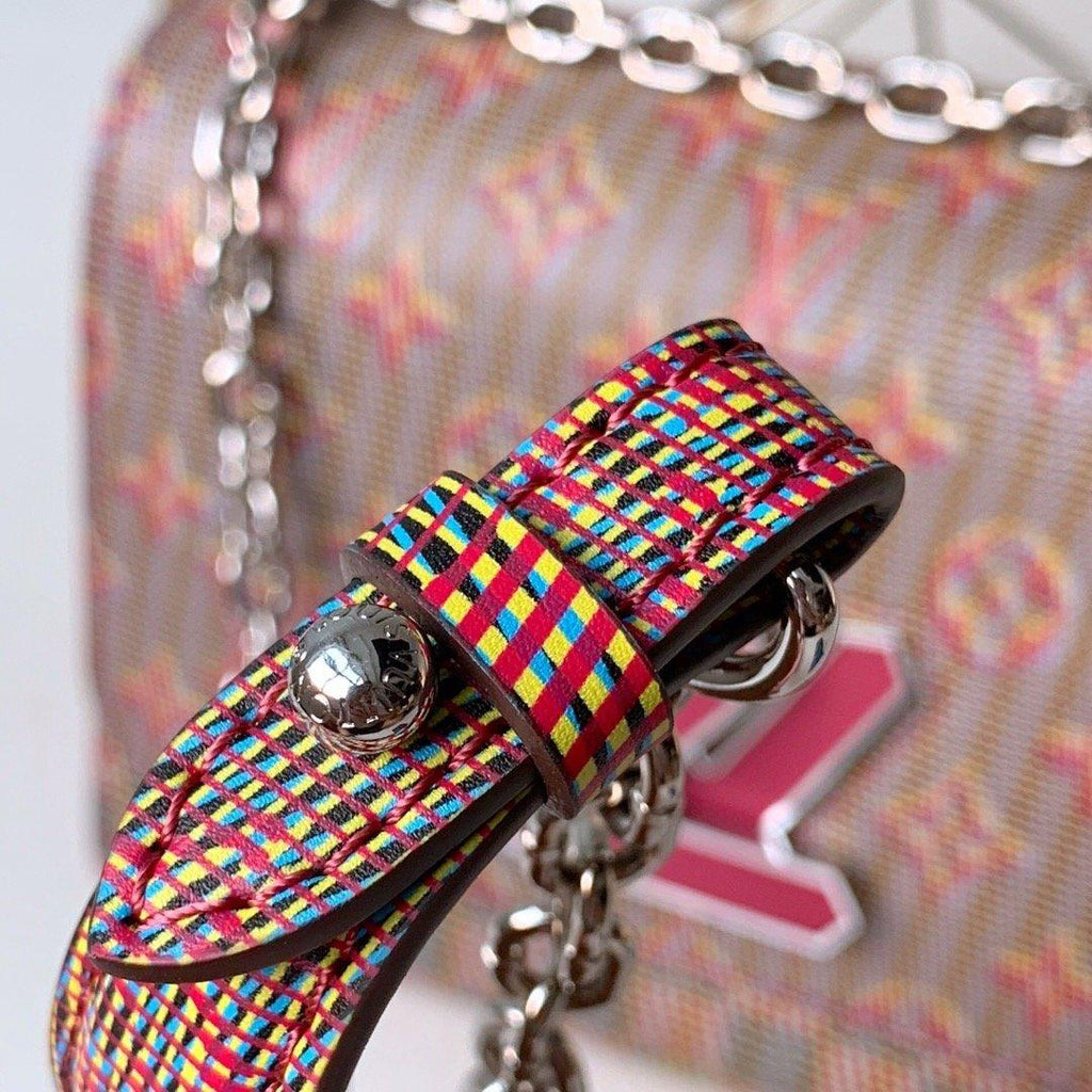 Louis Vuitton Twist MM Shoulder Bag