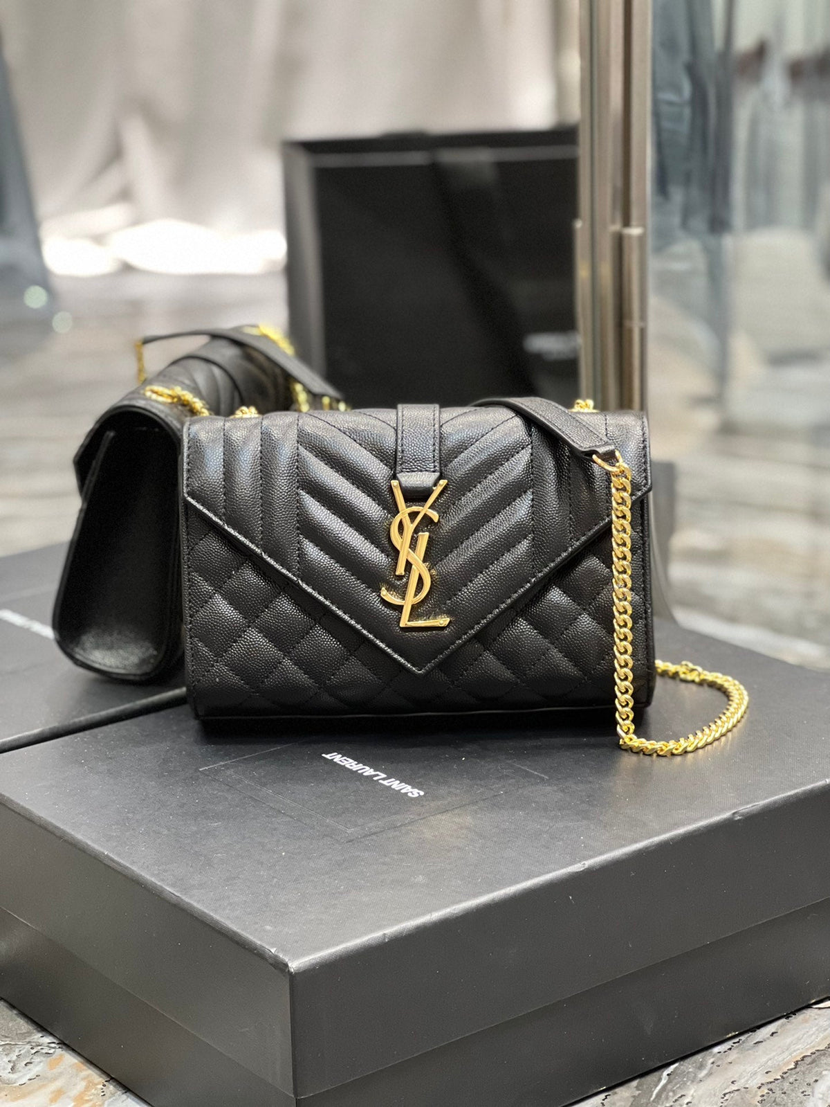 YSL Envelope Bag 21cm 526286 03 - Black