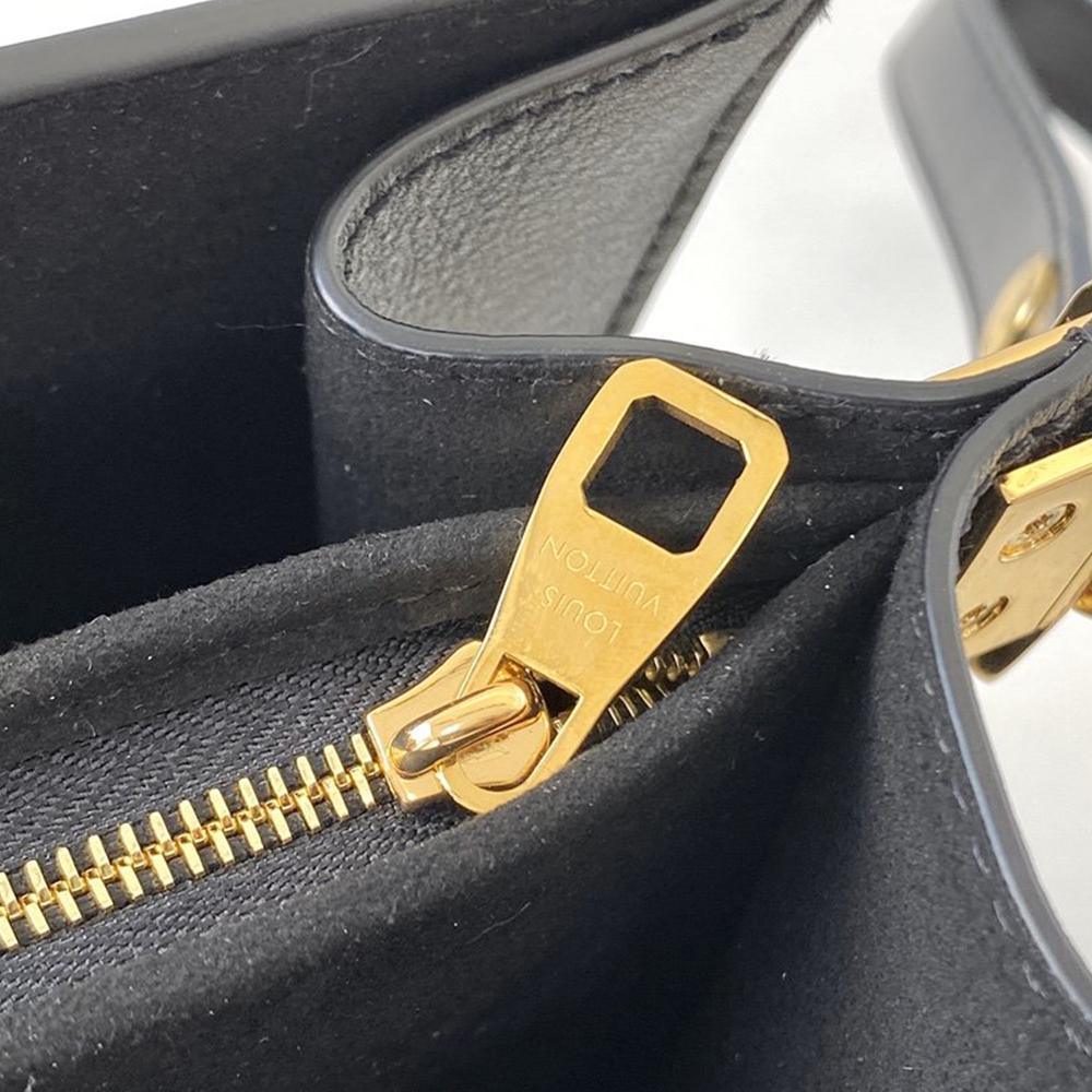LV Dauphine MM Black Smooth Handbag