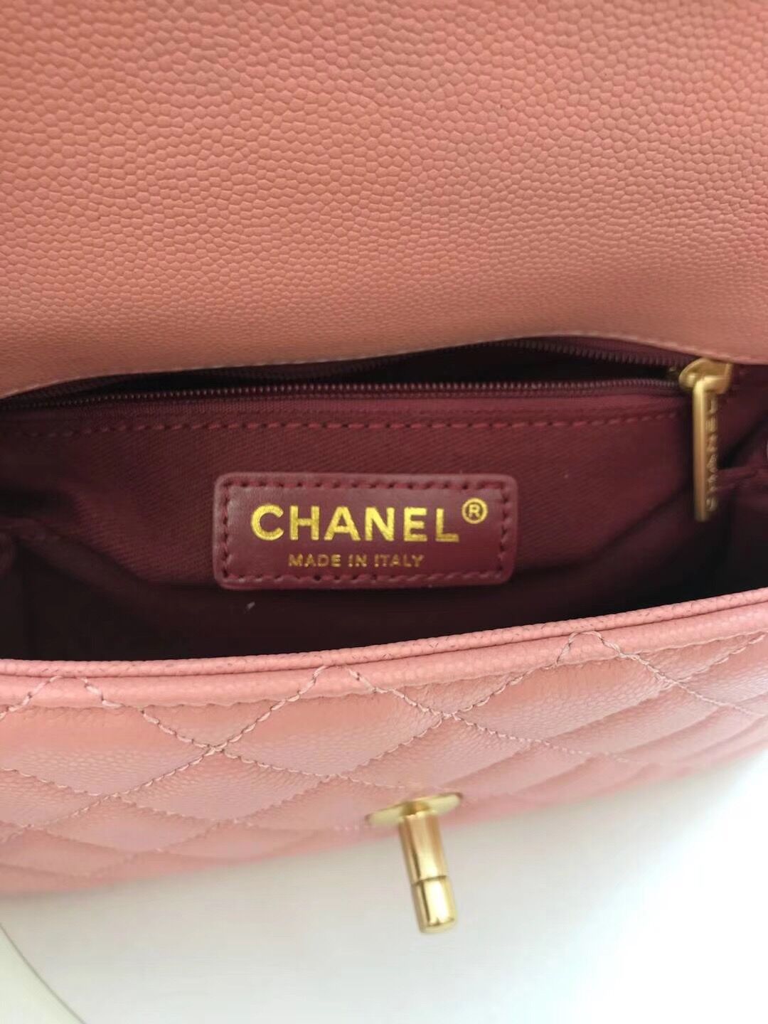 Chanel Coco Handle Gold Caviar Pink 24 cm Handbag