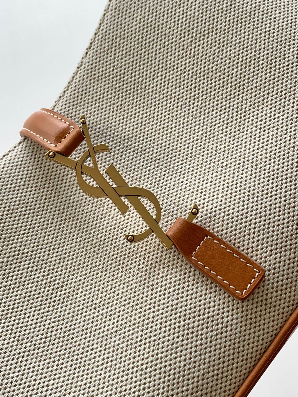 YSL Le 5 a 7 in Canvas and Leather Shoulder Bag - White