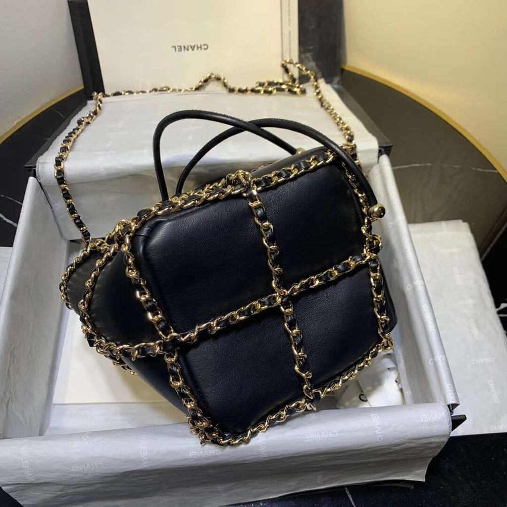 Chanel Bucket Chain Drawstring Bag 2021 - Matte Pink